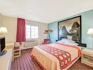 Hotel Super 8 By Wyndham San Antonio/Fiesta Exterior foto